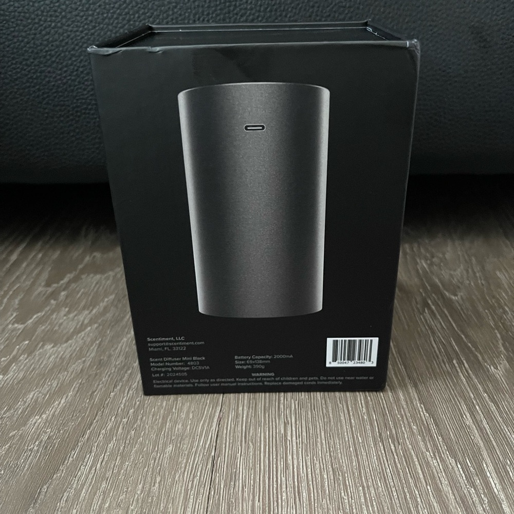 Scentiment Scent Diffuser Mini - Black - Picture 2 of 8